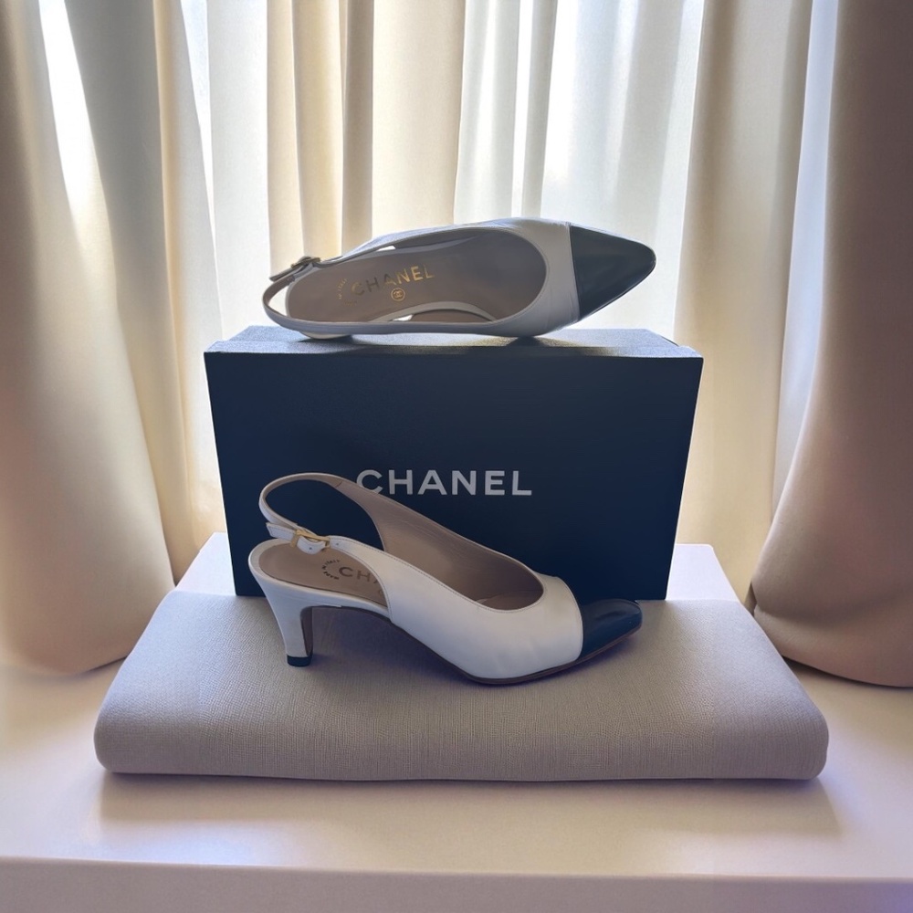 Chanel slingback heel